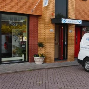 Bliek Sanitair image 2