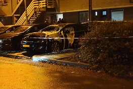 Auto in brand in Purmerend: bewijsmateriaal gevonden