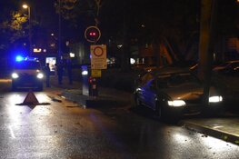 Gestolen auto tegen lantarenpaal
