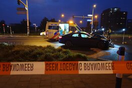 Auto gecrasht ter hoogt van de Azielaan
