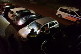 Auto raakt total loss door explosief of vuurwerk