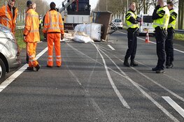 Aanhanger geschaard op A7