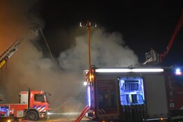 Grote brand in voormalig wijkcentrum