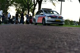 Bromfietser te water in Purmerend