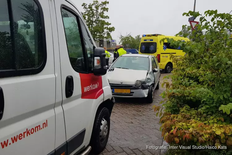 Botsing met twee auto&#39;s