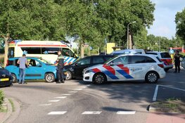 Twee kinderen in ambulance nagekeken na ongeluk Purmerend