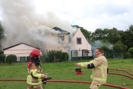 Grote brand in vrijstaande woning Zuidoostbeemster