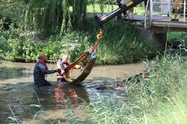Brandweer uren bezig met paard te water