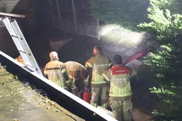 Zinkende woonboot in Zuidoostbeemster