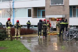 Brand in trappenhuis van flat in Purmerend