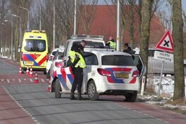 Botsing in Middenbeemster: twee auto's geborgen