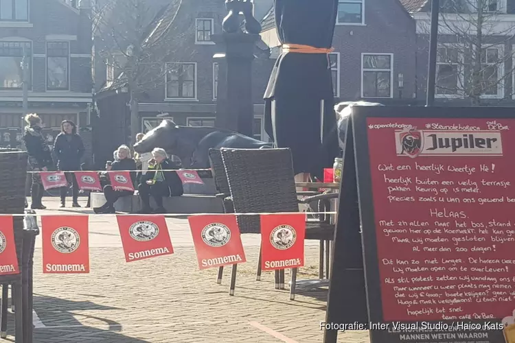 Terrassen worden buiten gezet wegens de aanhoudende en &#39;slopende&#39; maatregelen voor ondernemers