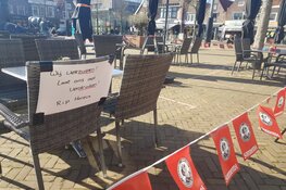 Terrassen worden buiten gezet wegens de aanhoudende en &#39;slopende&#39; maatregelen voor ondernemers