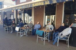 Terrassen worden buiten gezet wegens de aanhoudende en &#39;slopende&#39; maatregelen voor ondernemers
