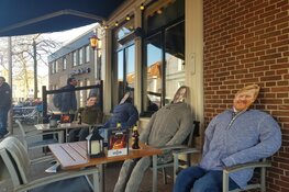 Terrassen worden buiten gezet wegens de aanhoudende en &#39;slopende&#39; maatregelen voor ondernemers