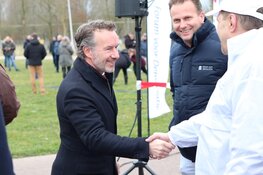 Thierry Baudet&#39;s Vrijheidskaravaan strijkt neer in Purmerend