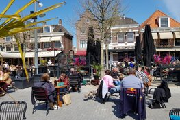 Gezellige sfeer in Purmerend en Amsterdam op de terrassen