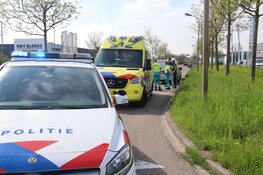 Proefritje gaat fout in Purmerend: auto raakt betrokken bij botsing