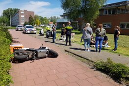 Scooterrijder botst achterop tienermeisje