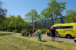 Scooterrijder botst achterop tienermeisje