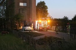 Brand in schuur bij watertoren Kwadijk