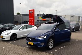S.G. Gerrit Rietveld beleeft pilot bij Tesla Purmerend