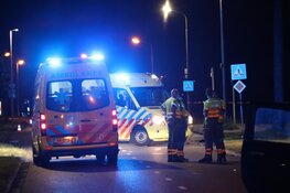 Fietser overleden na frontale botsing, automobilist gevlucht