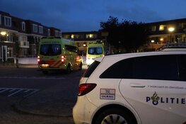 Vrouw zwaargewond bij val in De Rijp. Traumaheli landt op N244