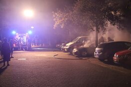 Auto door brand verwoest op Maishof