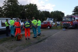 Auto bijna van kade gereden in Purmerend