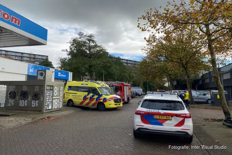 Vrouw klem in wasstraat Purmerend