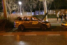 Auto uitgebrand op Overlanderstraat
