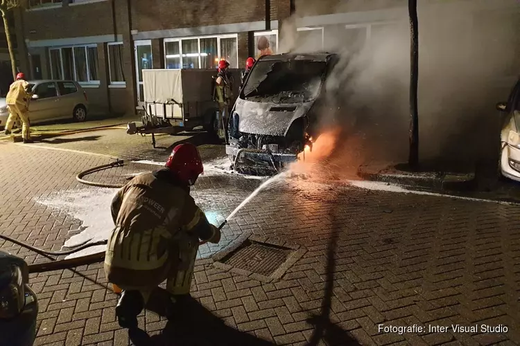 Bestelbus uitgebrand in Purmerend