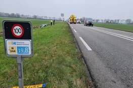 Auto te water na inhaalactie