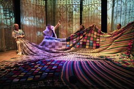 Women in Troy van Dood Paard op 3 december in de Verbeelding