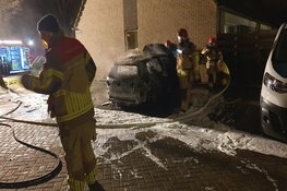 Autobrand aan de Walakker in Purmerend