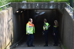 Boodschappenbezorger komt vast te zitten in tunnel