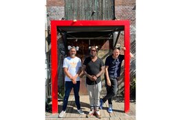 MeneerTjes SlodDe & Vos proberen wat