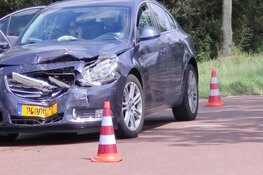 Veel schade bij ongeval op Zuiderweg