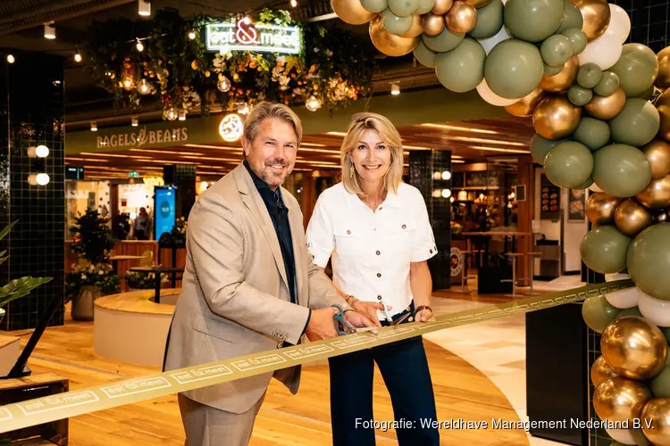 Nieuw eat&meet horecaplein in Eggert Center officieel geopend door Wereldhave & Gemeente Purmerend
