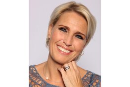 Iedereen mag zichzelf zijn: feestelijke SwimPride in Leeghwaterbad