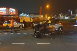 Drie gewonden bij ongeluk tussen taxi en auto in Purmerend