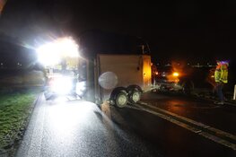 Paardentrailer waait los bij Middenbeemster