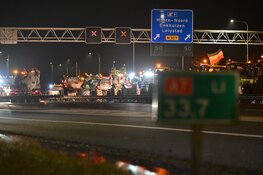 Boerenprotesten in Zaanstreek-Waterland en Hoorn, wegblokkade op A7