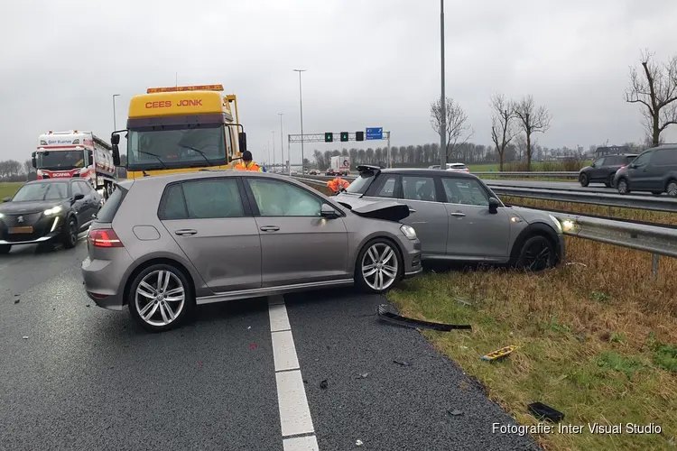 Ongeval op A7 thv Wijdewormer