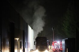 Brand bij bedrijf aan Voltastraat in Purmerend