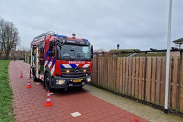 Woonboot loopt vol water in Purmerend