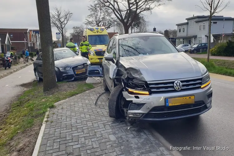 Aanrijding op Zuiderweg in Zuidoostbeemster