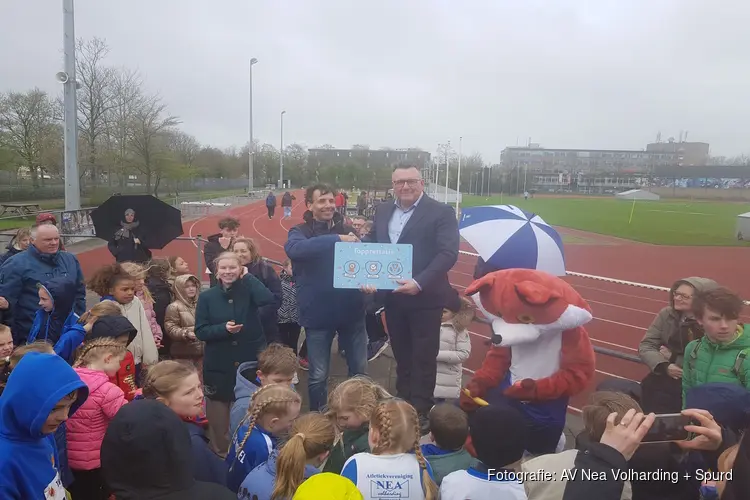Prijzen voor gezondere sportomgeving atletiekvereniging Nea Volharding