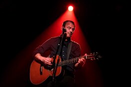 Ernst Jansz viert 75e verjaardag tijdens bijzondere voorstelling in P3